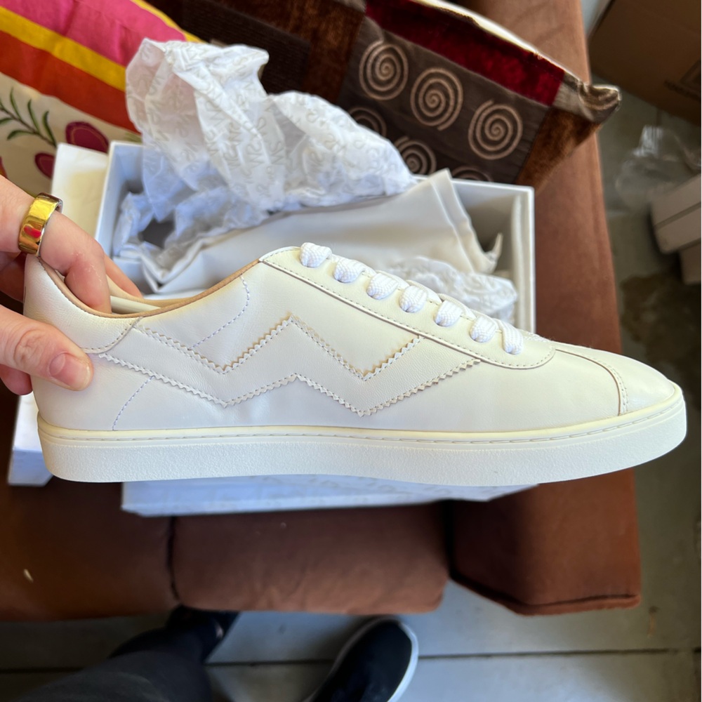 Stuart Weitzman Cream Women's Dylan Sneakers